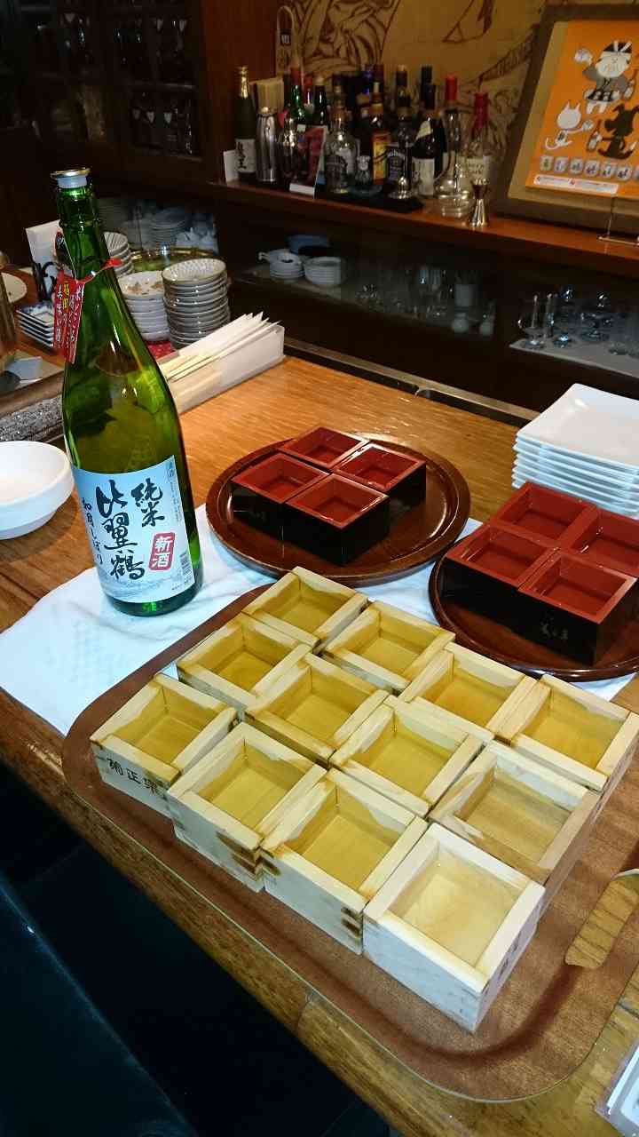 乾杯は枡酒で